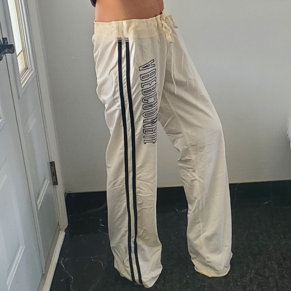 Abercrombie & Fitch Pants - 90s Abercrombie & Fitch Cream Wide Leg Track Pants Sweatpants M